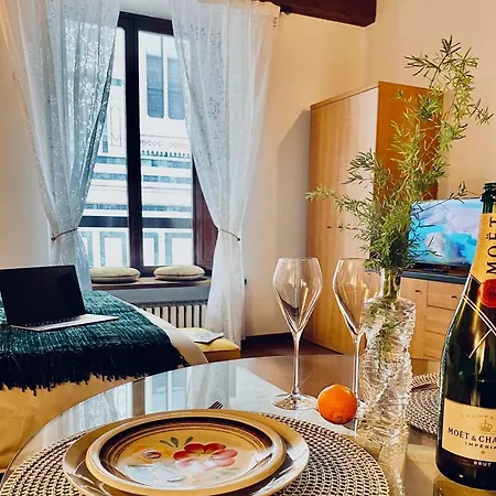 La Mandorla Apartments In Piazza Del Duomo 피렌체