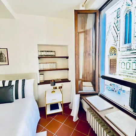 Apartment La Mandorla In Piazza Del Duomo *