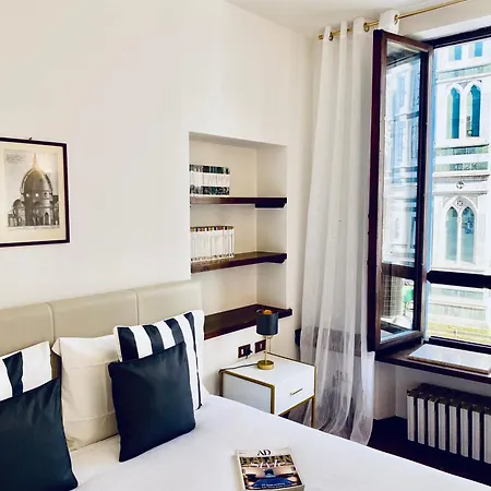 Apartment La Mandorla In Piazza Del Duomo