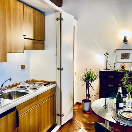 La Mandorla Apartments In Piazza Del Duomo Апартаменты *