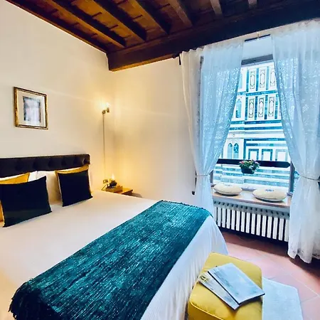 Апартаменты La Mandorla Apartments In Piazza Del Duomo