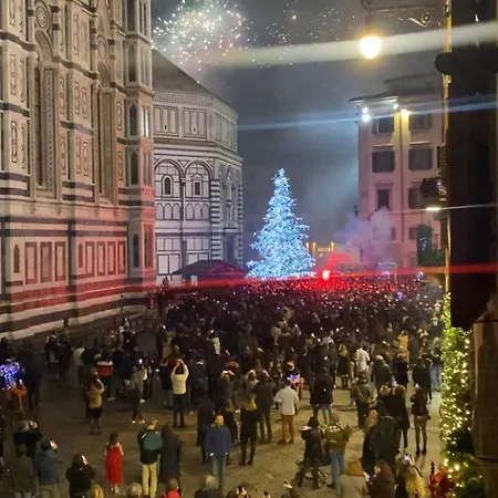 Апартаменты La Mandorla Apartments In Piazza Del Duomo Флоренция